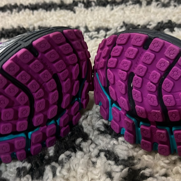 Women’s Brooks GTS 17 Running Shoe - Picture 8 of 8